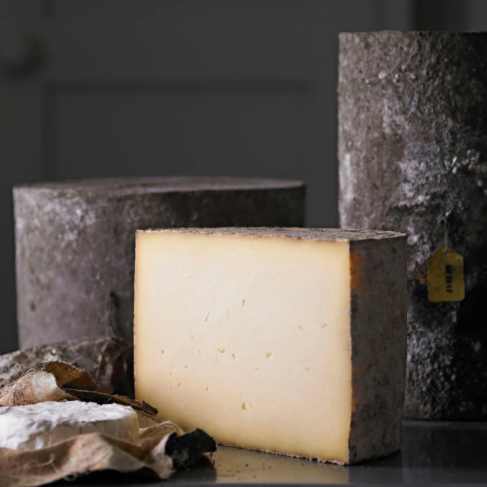 Mature Charlton Cheese (250g)