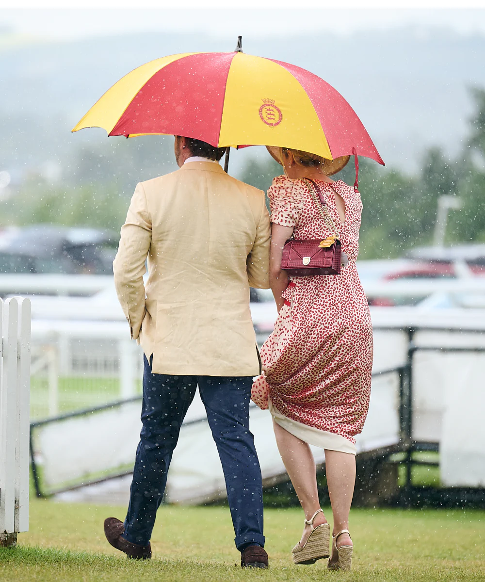 Goodwood Racecourse Wooden Handled Red and Yellow Umbrella - Image 4