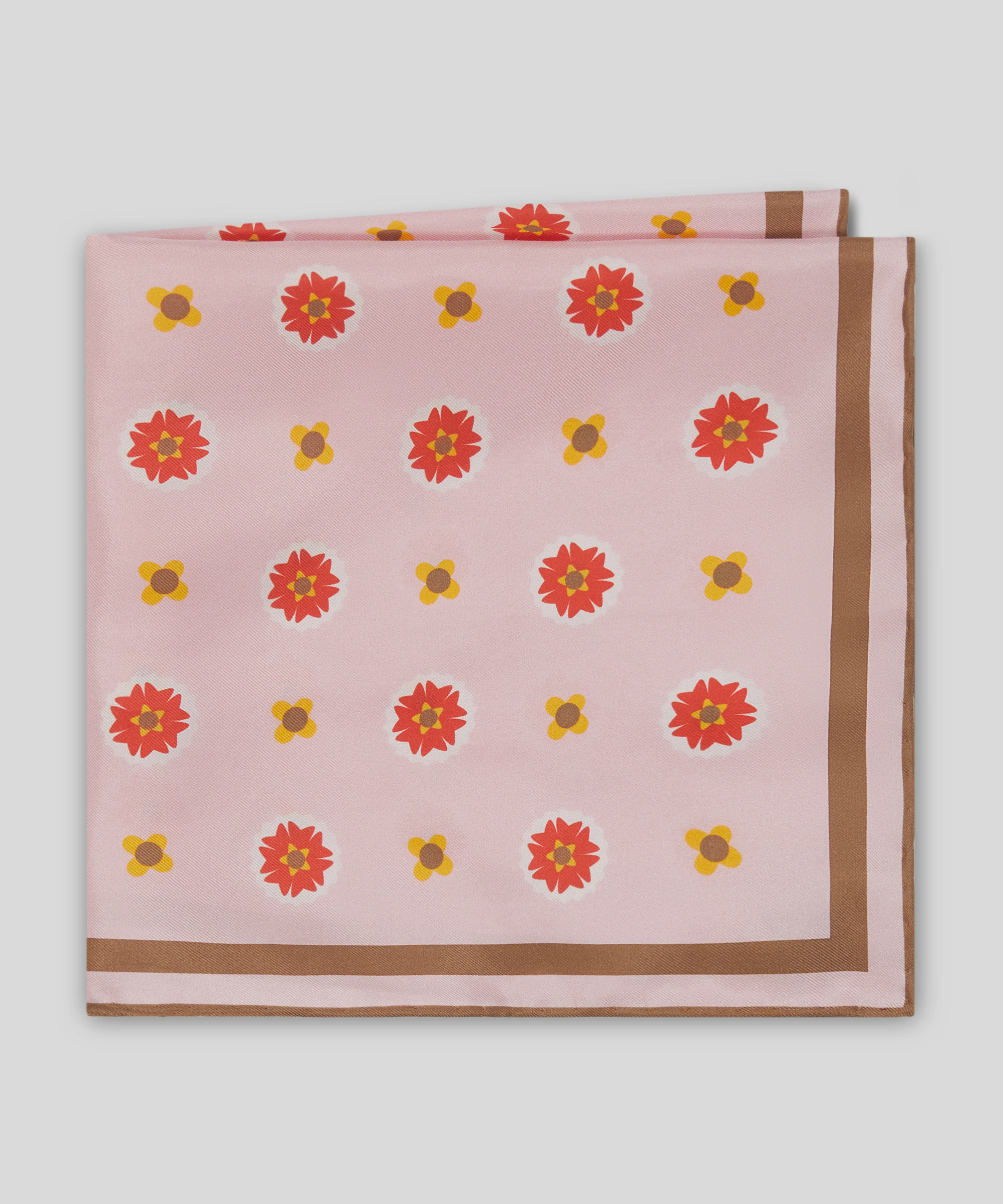 Goodwood Magnolia Cup Pocket Square - Image 2