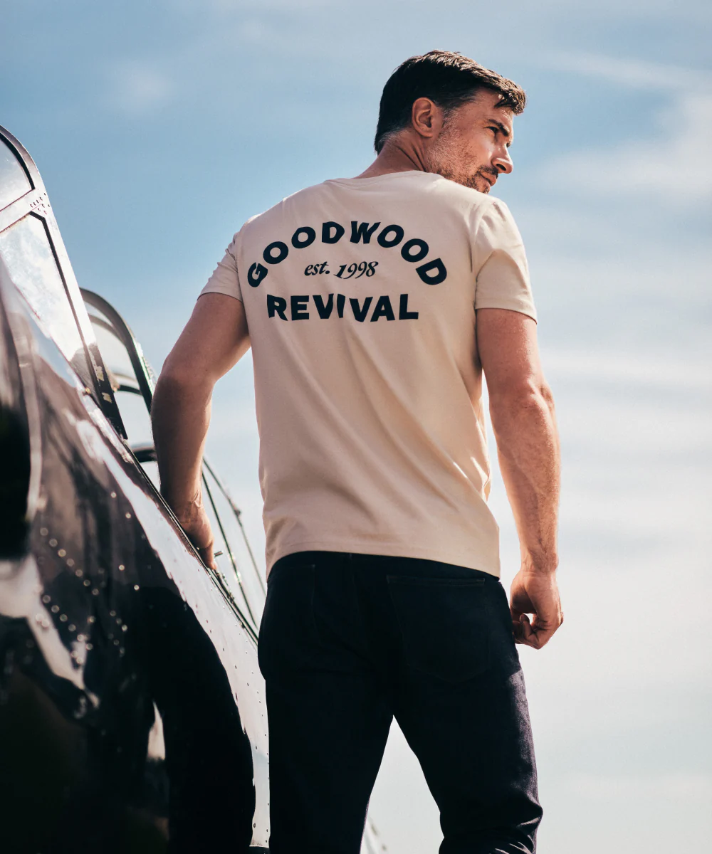 Goodwood Revival Signwriter Unisex Cotton T-shirt - Image 12